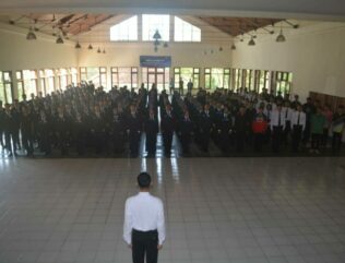 Kegiatan Latihan Corey Seluruh Peserta Didik IPI Program Jepang di Aula Utama